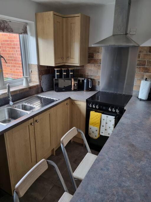 41 Mortimer Drive, Ideal Location Near Ludlow Orleton Zewnętrze zdjęcie